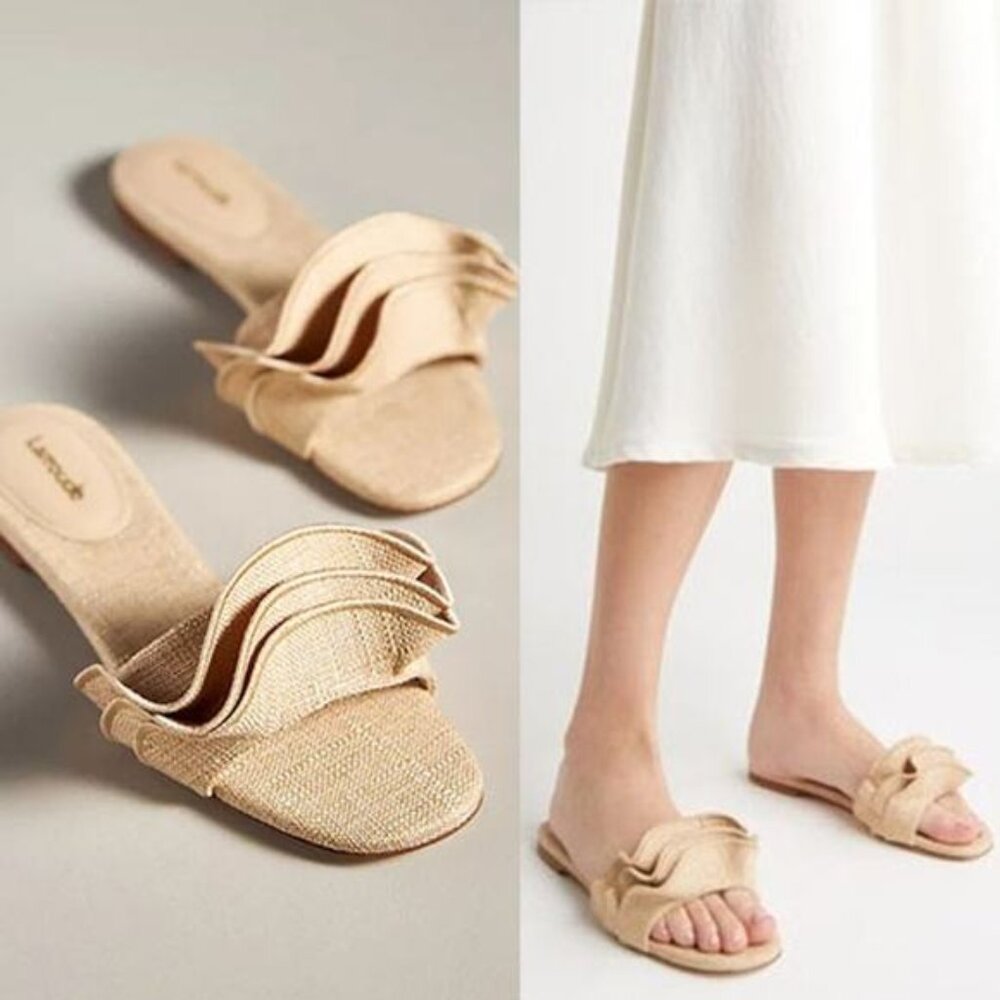 NEW Larroudé Ivy Raffia Ruffle Slip On Open Toe Flats Sandals Beige Size: 7